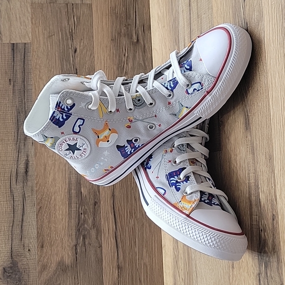 Converse High Top Brand new size junior 6=size women's 8. - Picture 6 of 13
